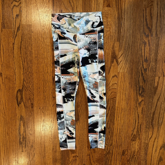 Under Armour Womens XS Leggings HeatGear Compression Crop Activewear Athleisure - Picture 2 of 12